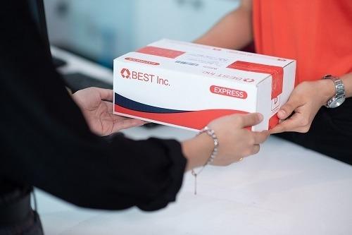 BEST Express có 7 trung tâm khai thác và hơn 100 bưu cục tại Việt Nam. Ảnh: BEST Inc